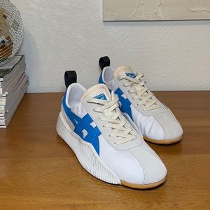 ONITSUKA TIGER SNEAKERS
